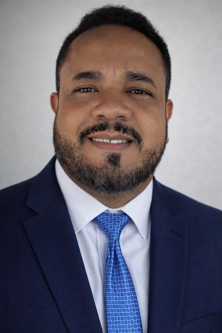 Retrato de Dr. Marcelo Sousa, Advogado Previdenciário da Cantuária Sociedade de Advogados
